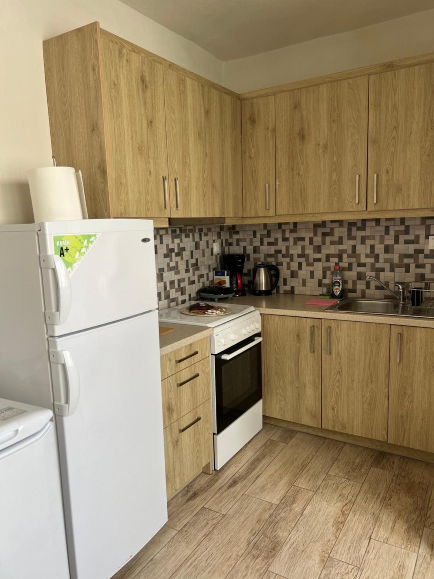 Asikiko Suites 레팀노 외부 사진